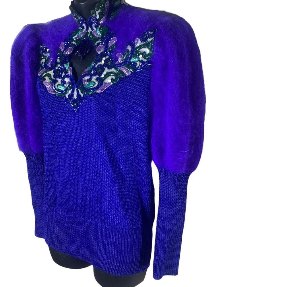 Sweater - Picture 3 of 8